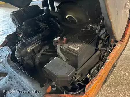 Propane Forklifts - Toyota 7FGCU25 (28)