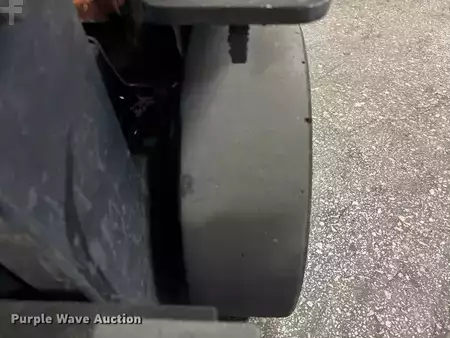 Propane Forklifts - Toyota 7FGCU25 (38)