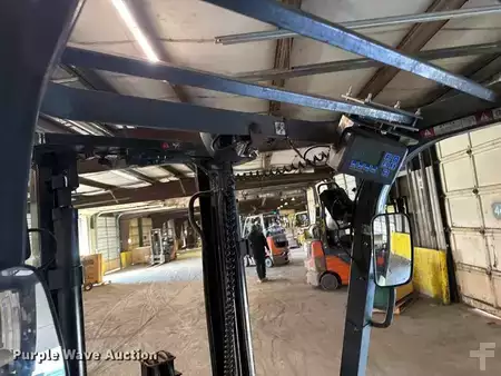 Propane Forklifts - Toyota 7FGCU25 (12)