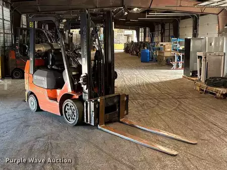 Propane Forklifts - Toyota 7FGCU25 (3)