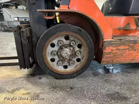 Propane Forklifts - Toyota 7FGCU25 (35)