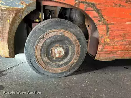 Propane Forklifts - Toyota 7FGCU25 (39)