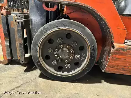 Propane Forklifts - Toyota 7FGCU25 (36)