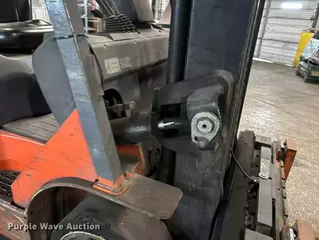 Propane Forklifts - Toyota 7FGCU25 (13)