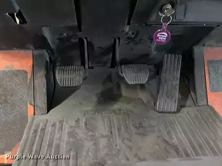 Propane Forklifts - Toyota 7FGCU25 (26)