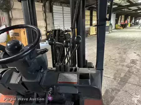 Propane Forklifts - Toyota 7FGCU25 (28)