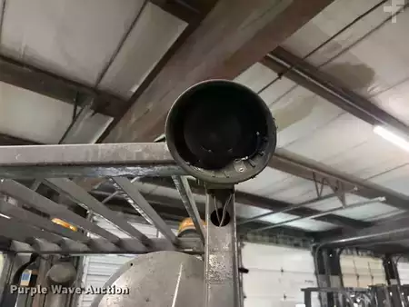 Montacargas GLP - Clark CGC30 (18)