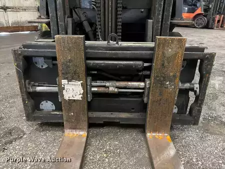 Diesel Forklifts - Toyota 8FBCU25 (15)