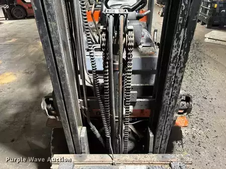 Propane Forklifts - Toyota 7FGCU25 (12)