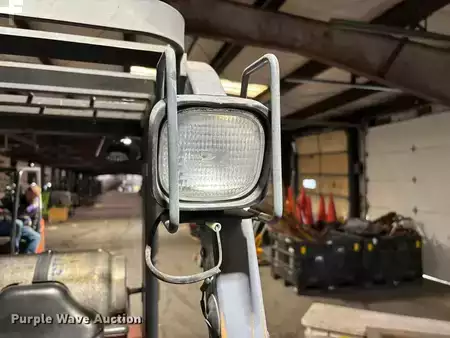 Propane Forklifts - Toyota 7FGCU25 (19)