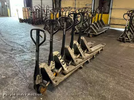 Diesel Forklifts - Crown pallet (5)