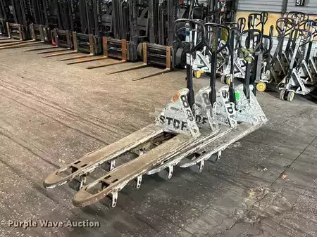 Diesel Forklifts - Crown pallet (1)