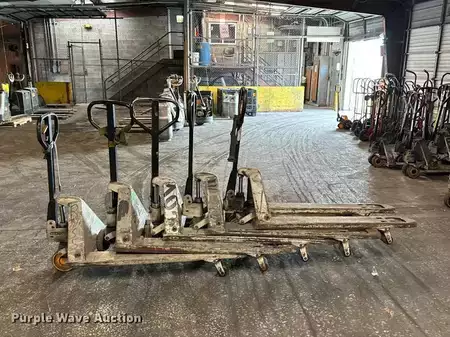 Diesel Forklifts - Crown pallet (4)