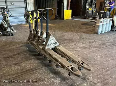 Diesel Forklifts - Crown pallet (3)