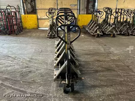 Diesel Forklifts - Crown pallet (6)