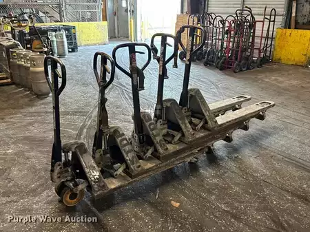 Diesel Forklifts - Crown pallet (5)