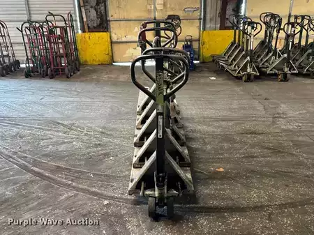Diesel Forklifts - Crown pallet (6)