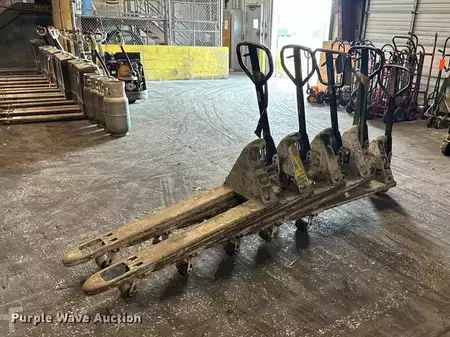 Diesel Forklifts - Crown pallet (1)