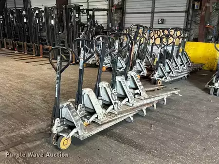 Diesel Forklifts - Crown pallet (5)