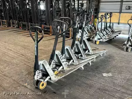 Diesel Forklifts - Crown pallet (5)