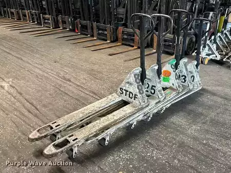 Diesel Forklifts - Crown pallets (1)