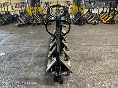 Diesel Forklifts - Crown pallets (6)