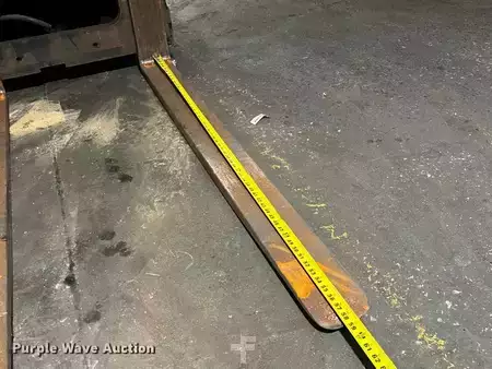 Propane Forklifts - Toyota 7FGCU25 (20)