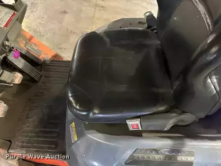 Propane Forklifts - Toyota 7FGCU25 (23)