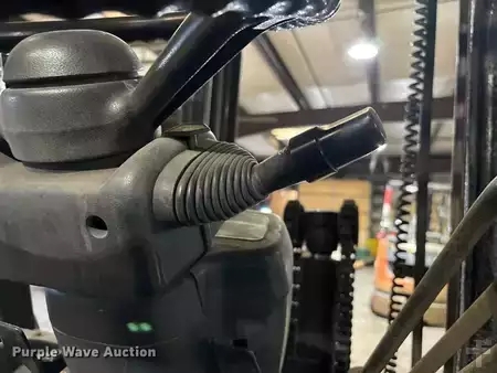 Propane Forklifts - Toyota 7FGCU25 (29)