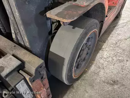 Propane Forklifts - Toyota 7FGCU25 (40)