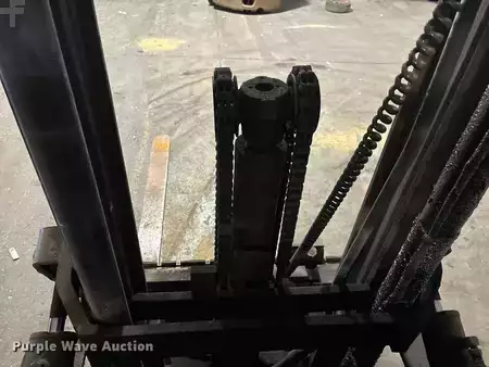 Propane Forklifts - Toyota 7FGCU25 (9)