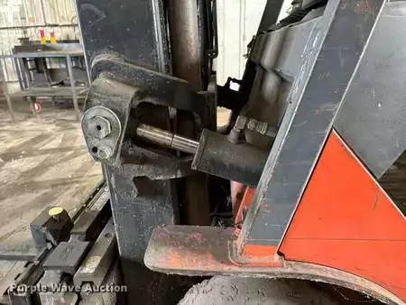 Propane Forklifts - Toyota 7FGCU25 (12)