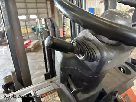 Propane Forklifts - Toyota 7FGCU25 (23)