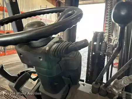 Propane Forklifts - Toyota 7FGCU25 (27)