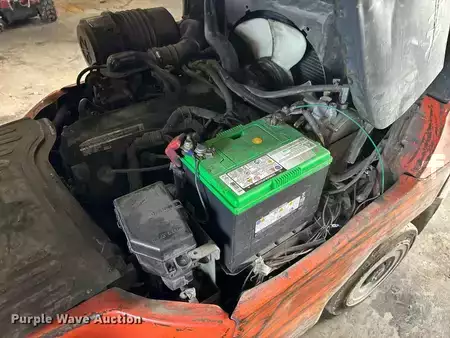 Propane Forklifts - Toyota 7FGCU25 (31)