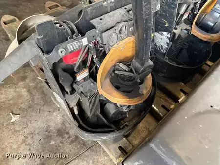 Diesel Forklifts - Crown WP3035-45 (12)