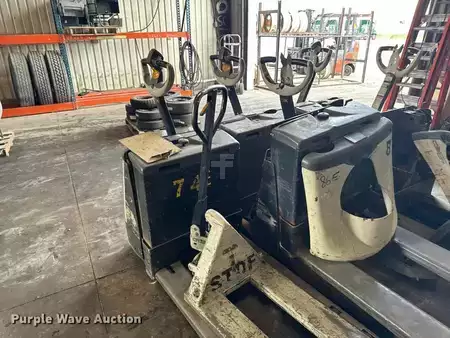 Diesel Forklifts - Crown WP3035-45 (17)