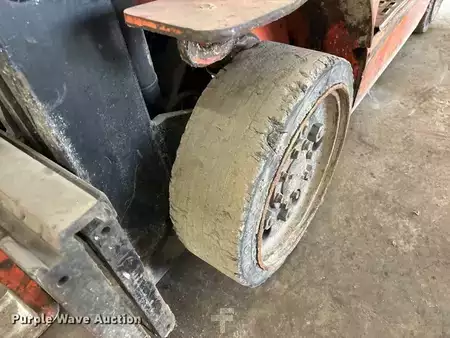 Propane Forklifts - Toyota 7FGCU25 (39)