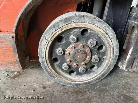 Propane Forklifts - Toyota 7FGCU25 (40)