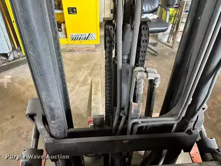 Propane Forklifts - Toyota 7FGCU25 (9)