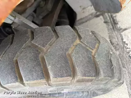 Montacargas GLP - Nissan 60 (35)