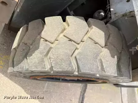 Montacargas GLP - Nissan 60 (37)