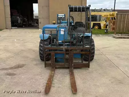 Manipulador Telescópico fijo 2005  Terex TX (2)