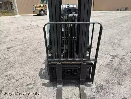 Propane Forklifts 2016  Unicarriers CFS40 (12)