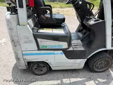 Propane Forklifts 2016  Unicarriers CFS40 (17)