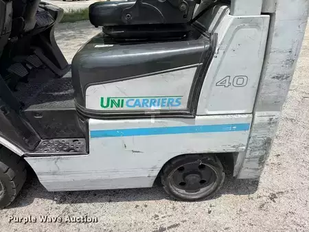 Propane Forklifts 2016  Unicarriers CFS40 (21)