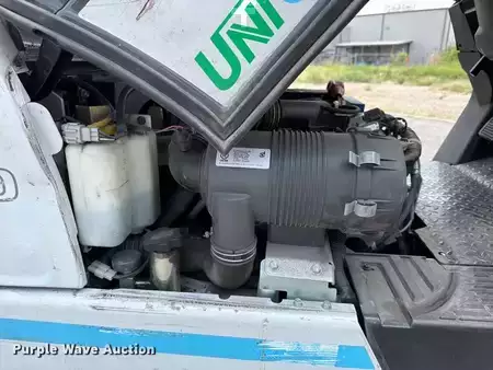Propane Forklifts 2016  Unicarriers CFS40 (36)