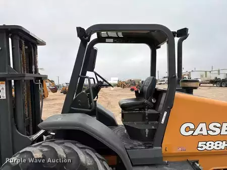 Montacargas diésel 2019  Case 588H (10)