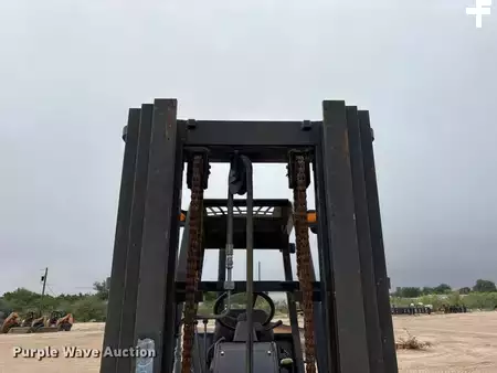 Montacargas diésel 2019  Case 588H (19)