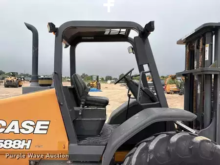 Montacargas diésel 2019  Case 588H (25)